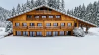 Domaine de Montagne - Hôtel Chalet Frère Joseph Các khách sạn ở Husseren-Wesserling