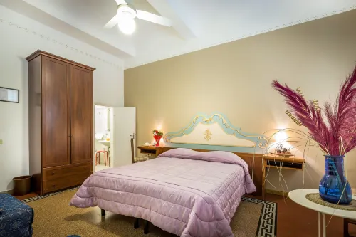 โรงแรมแฟร์เรตติ