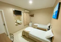 Hotel Caribe Hotels near Balneario Rio das Garcas
