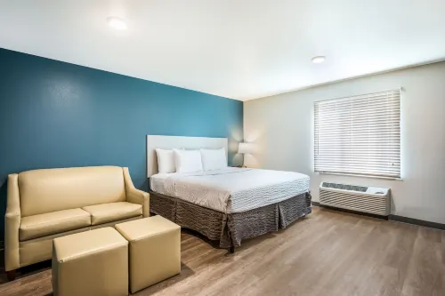 WoodSpring Suites Chicago Addison Hotels in Elmhurst