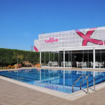 Limapark Hotel