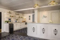 Indigo Inn