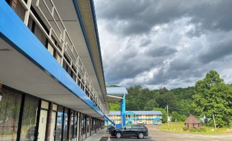 Mountain Empire Motel