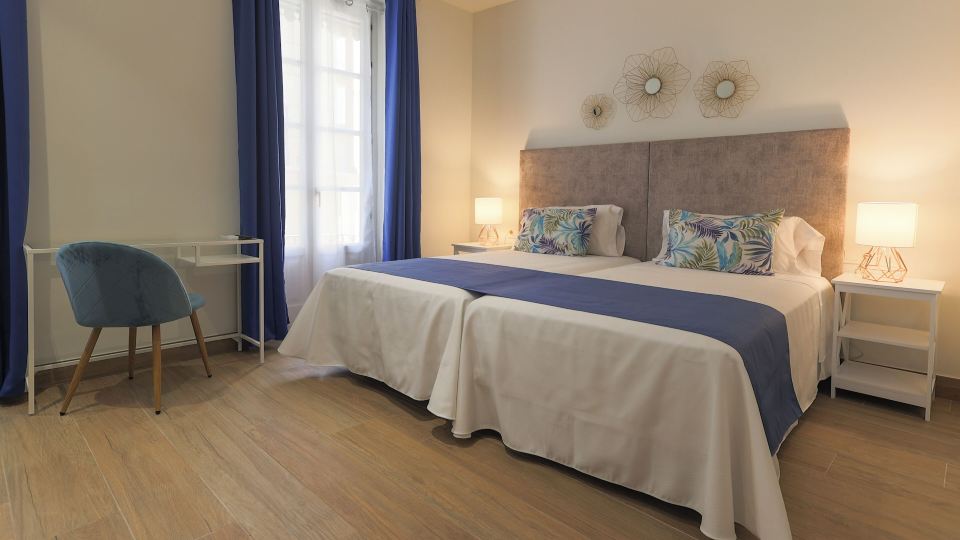 Dorinda Rooms