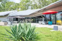 โรงแรม Lac d’Orient