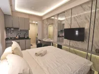 Cosmy Benson Apartment at Pakuwon Mall - parking