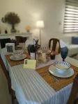 House Sleeps 4 with Pets