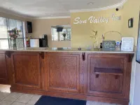 Sun Valley Inn Hotels in Pleasant Hill
