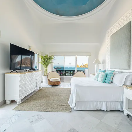 Beachfront Penthouse by Pueblo Bonito