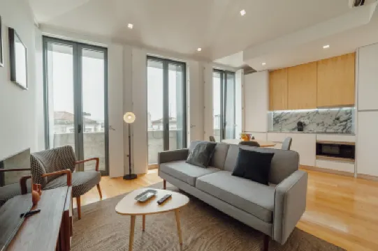 Courtyard Oporto Design Apartment F Hotels near Campanha Train Station