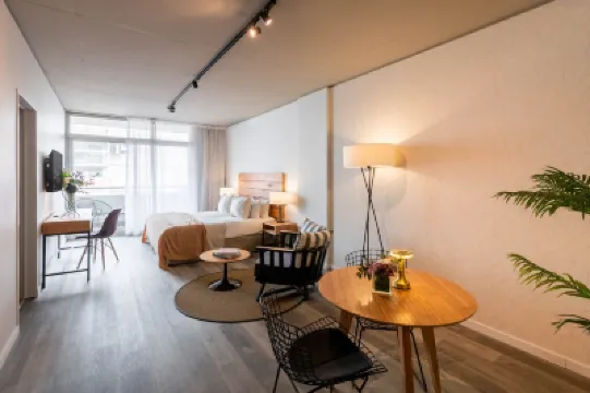 Top Rentals Montaneses Hotels near L.M. Drago Railway Station