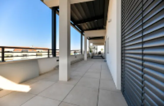 Luxury Penthouse Berin with Rooftop Terrace and Jacuzzi