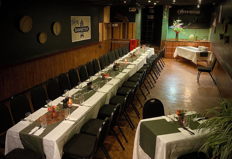 2. 배니스터 호텔..