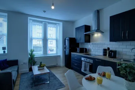Dundee - 1 Bed - Sleeps 4 - Free Parking Отели рядом с достопримечательностью «Университет Данди»