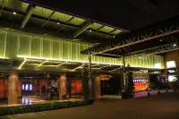 108 Hotel by Him Hoteles en Yakarta Occidental
