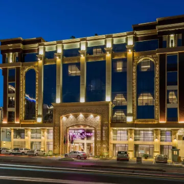 Boudl Quraish Hotels near Rawaea Almaktabat Park