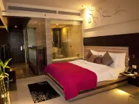 Maya Hotel Hotels near Terraced Garden