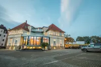 阿德爾霍夫公寓式飯店 奧斯納電信競技場附近的飯店