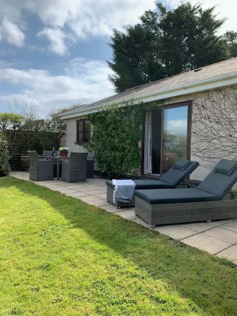 Charming Bungalow with countryside views, close to the South West Coast Path.