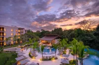 Botanika Osa Peninsula, Curio Collection by Hilton - de playa