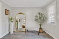 Enjoy Savannah 3BR w/King Bed