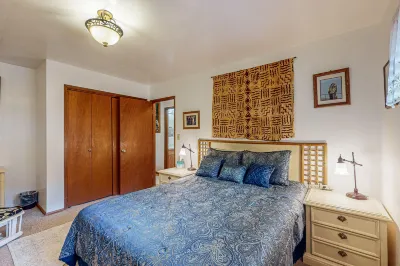 Serene property with nature walk, meditation spot & enclosed gardens Hotels near Hawaiʻi Volcanoes National Park