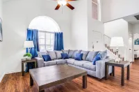 Fantastic 4 King Bed : Pool Table : Perfect Location