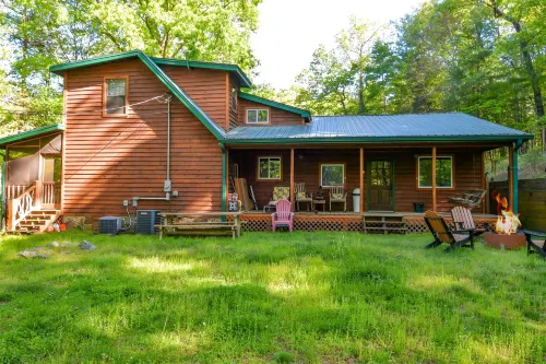 Hot Tub, Sauna, Firepit and Free Daily Activities - Exquisite Luxury Cabin