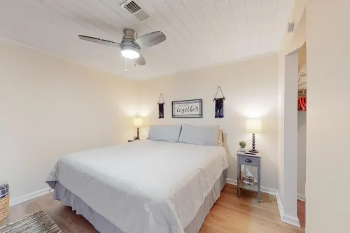 Golf course-adjacent condo with pools, hot tub & tennis Hotels in Oliver Township