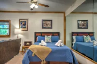 Modern Log Cabin with Resort Amenities - Charming Mountain Retreat