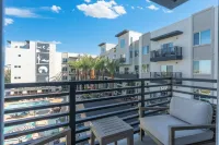 Spa-Inspired Hot Tub and Resident Amenities - Stylish Escape