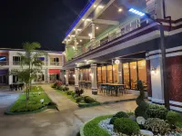 Blue Hotel & Resort Hotels in Porac
