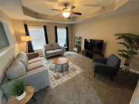 Spacious 4BR Boho - Family + Pet Friendly