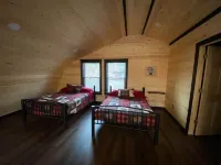 Last Minute and Early Bird Discount -20 Acres in Hocking Hills-Black Bear Cabin Hotels in Good Hope Township