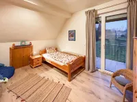 Beautiful, spacious holiday apartment in Neroth Hotels in Neroth