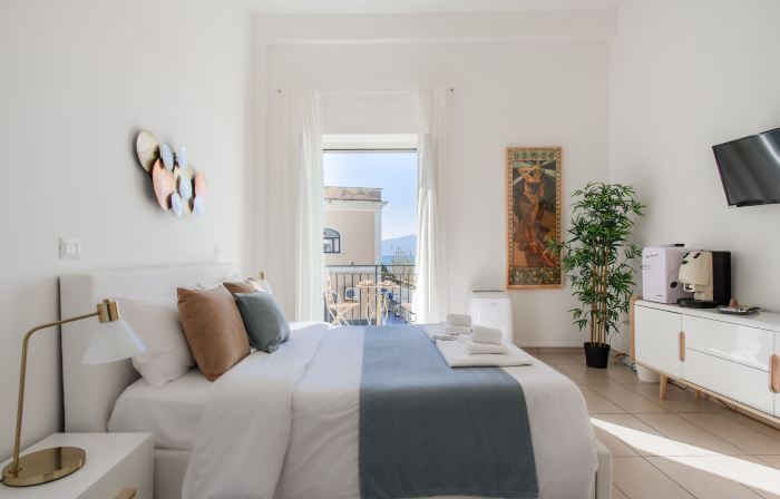 Naro Suites and Rooms