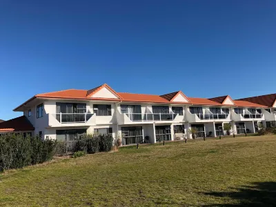 Harbour View Motel on Ahuriri Beach in Napier NZ with Sea View Suites Hotels near Mission Estate Winery