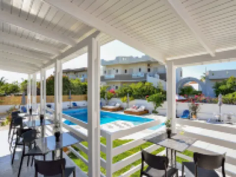 Eloque Simple Living Space Hotels in Daratso