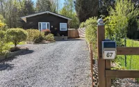 Nice Chalet by the Woods in Saint-Léger - spa