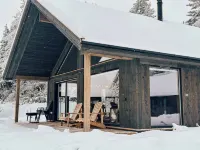 Modern Mountain Cabin - 3 Bedrooms - Sleeps 7 - Homestay