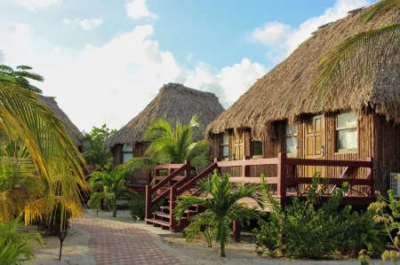 El Ben Cabañas Отели рядом с достопримечательностью «San Pedro Belize Express»