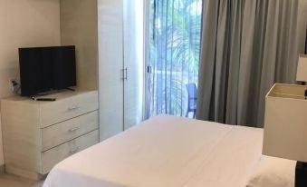 Modern Studio Puerto Aventuras 202