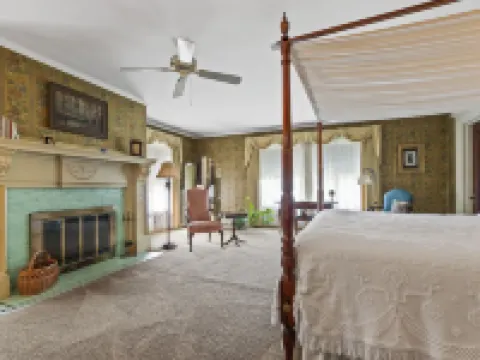 南郡 本寧頓酒店