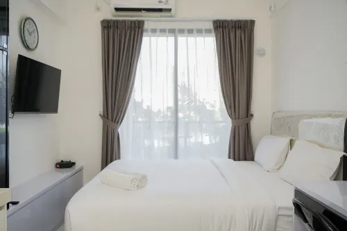 Elegant and Comfy Studio at Sky House BSD Apartment - Gym