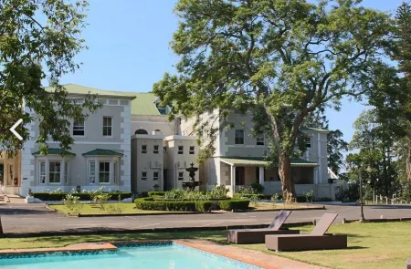 Kearsney Manor Отели в г. Илембе