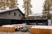 The Coachman Hotel - Parkplatz