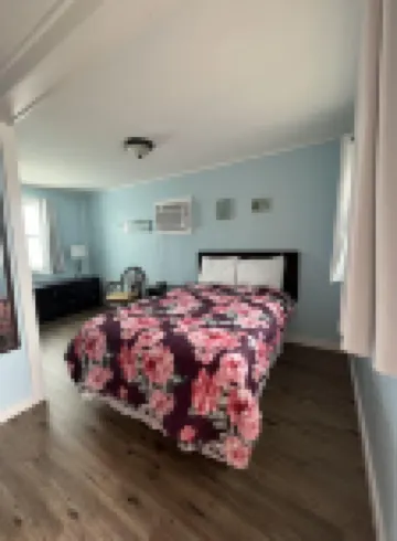 Pete's Lakefront Motel, LLC