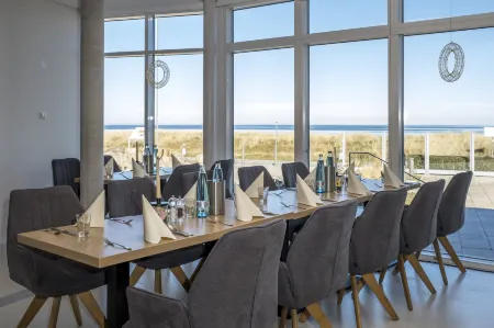 Hotel Haus am Meer Отели в г. Лютенбург