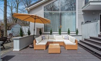 Pocono Scandinavian Cottage 2 Bedroom Cottage by RedAwning