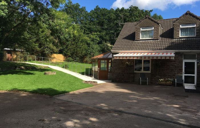BedrockLodge Buisness Centre HolidayLets
